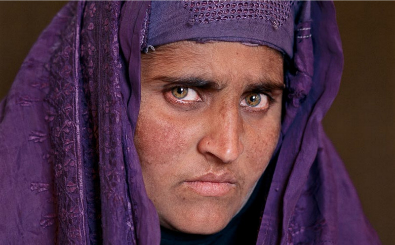 afghan-girl-grown-up-steve-mccurry-sharbat-gula