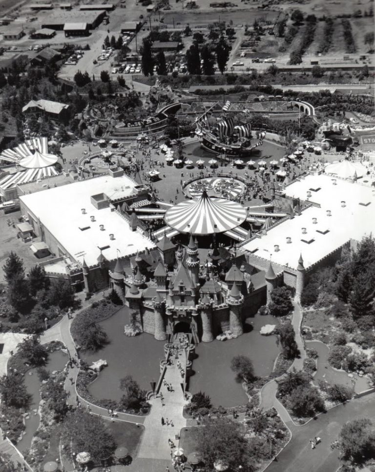 The History of Disneyland