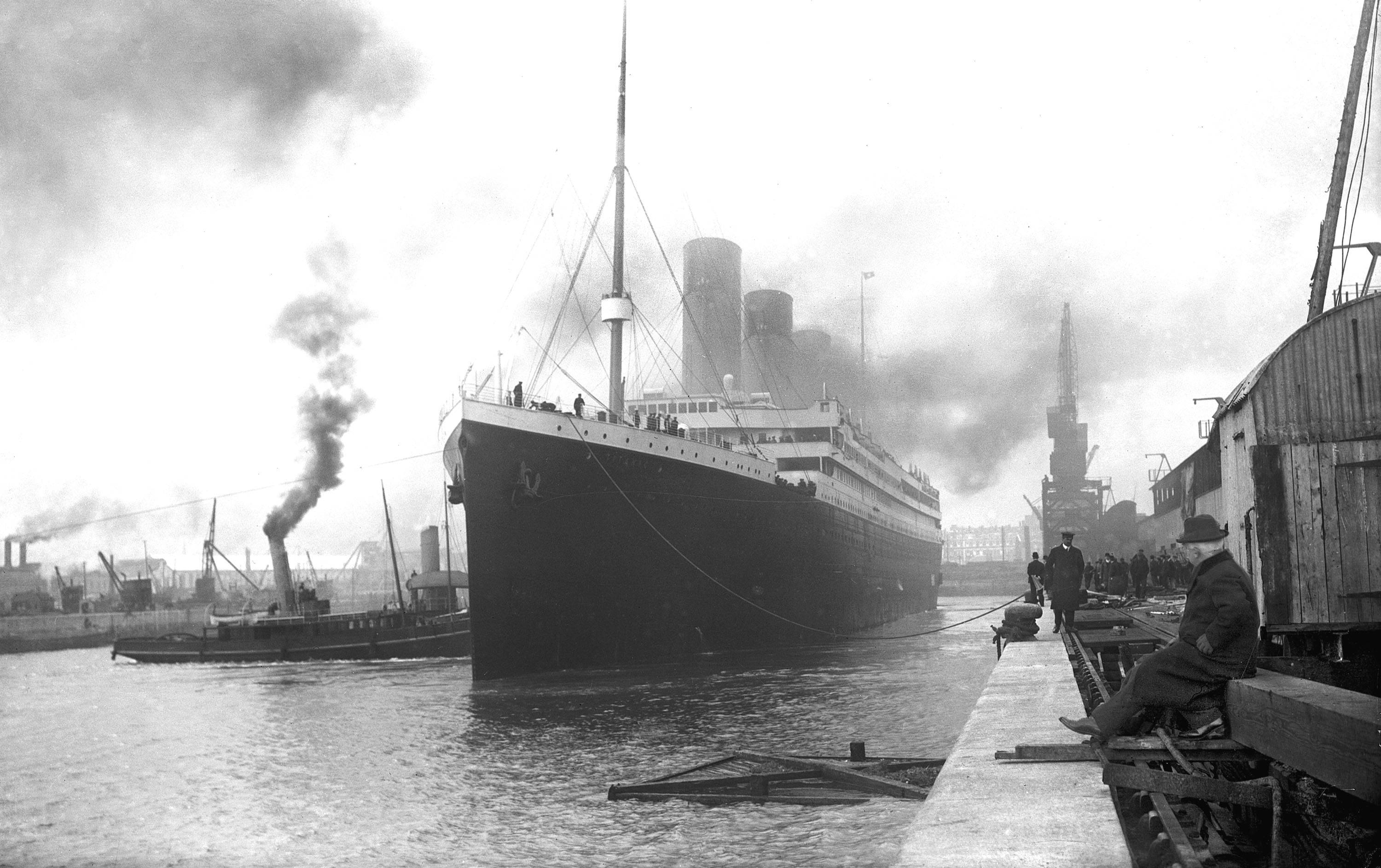 Titanic_in_Southampton