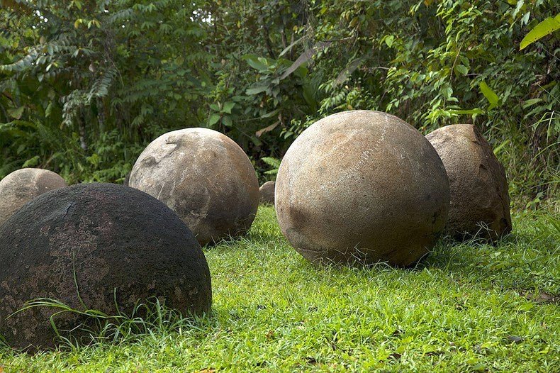 costa-rica-stone-spheres