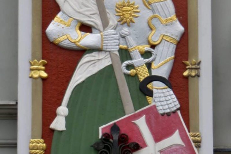 Raymond of Campania: An African Knight in Naples