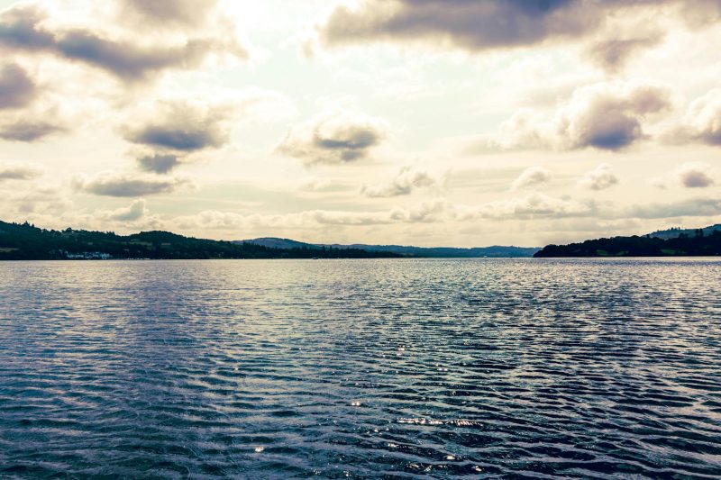 White Sands Footprints and the First Americans