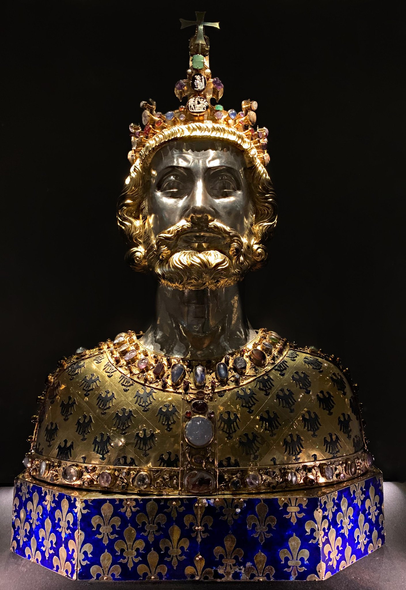 Why the 14th‑Century Bust of Charlemagne Looks Medieval