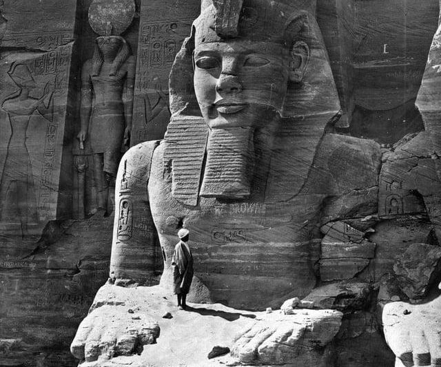 Victorian Tourists on Ramesses’ Lap: Early Egypt Tourism
