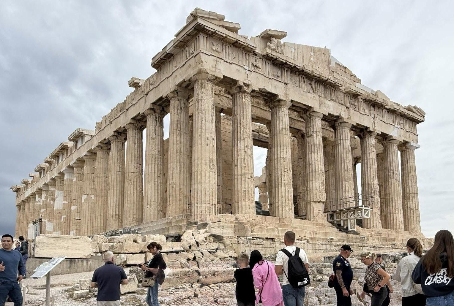 What If the Parthenon Had Never Been Damaged?