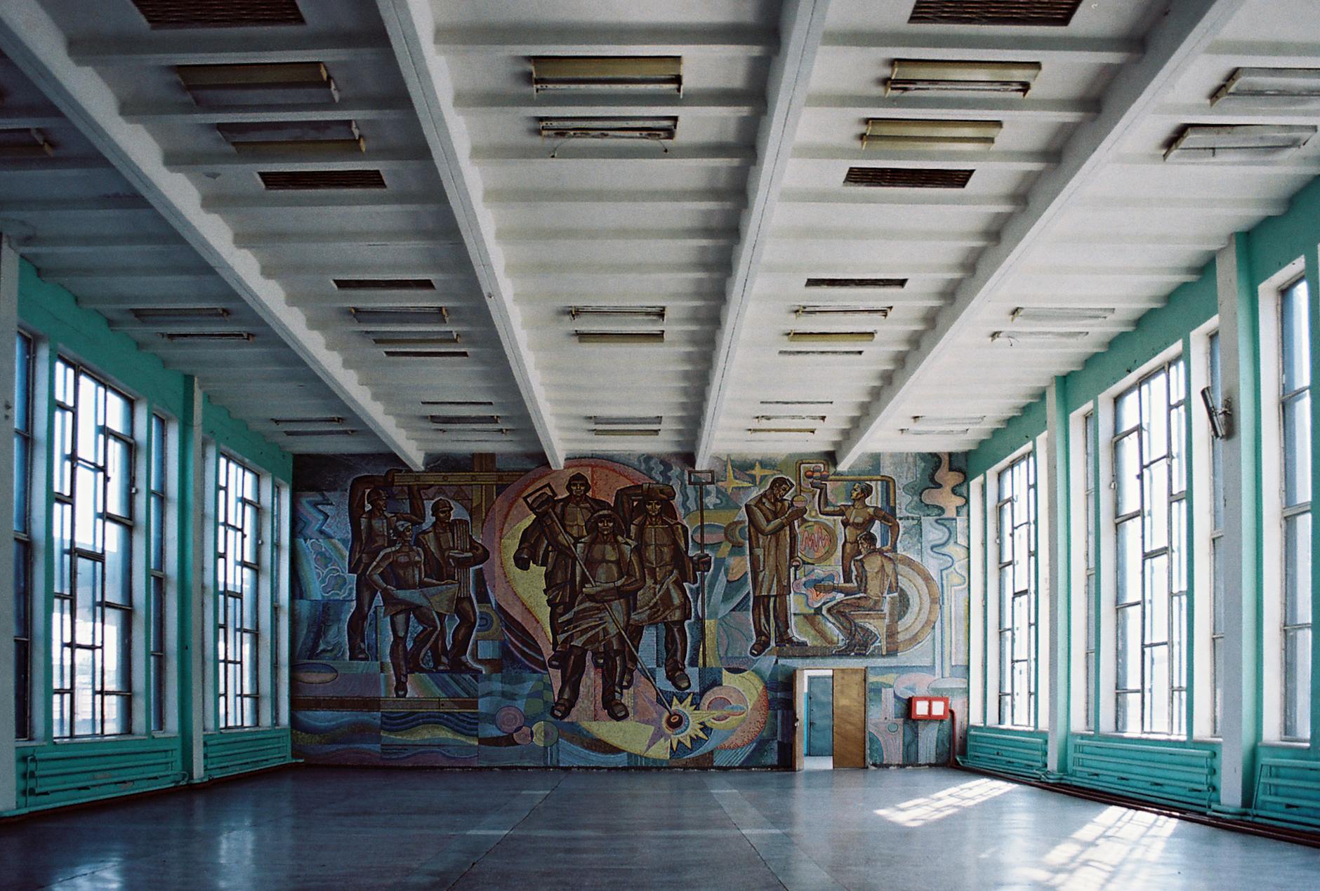 Why Dead Submariners Sit at Their Stations