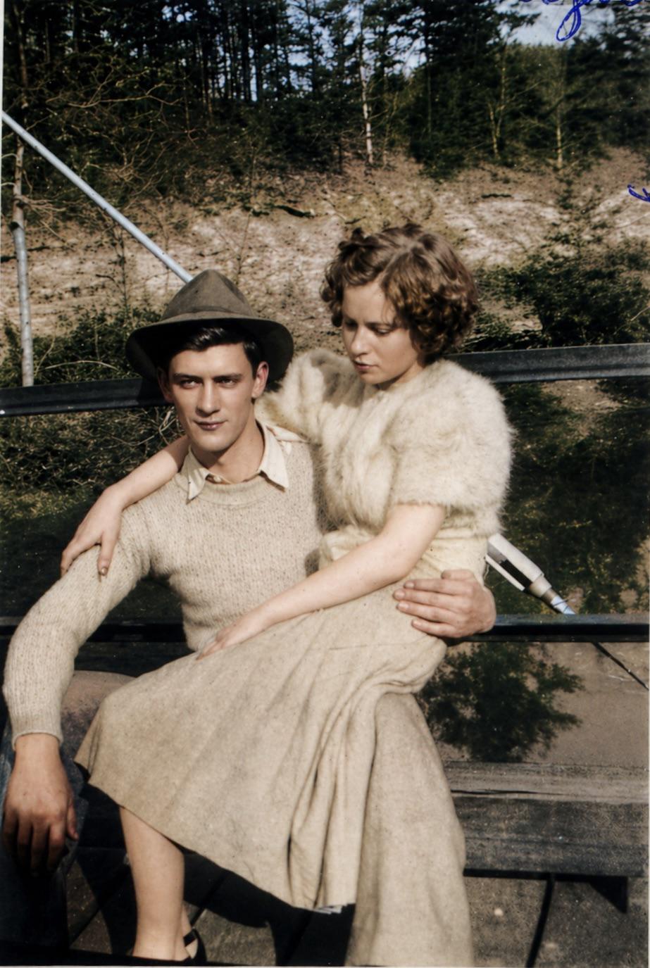 1939 Weddings vs Today: Why They Look So Similar