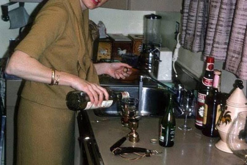 Would You Have a Drink With Her? Dating in the 1960s